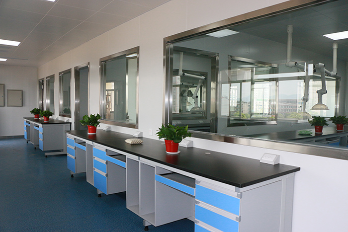 實(shí)驗(yàn)臺(tái)